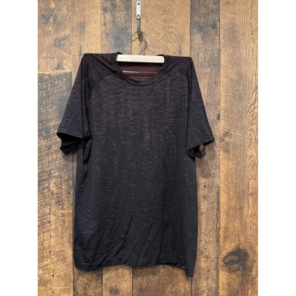 Lululemon Men’s Metal Vent Short Sleeve Shirt Black Red Large EUC - Picture 1 of 4